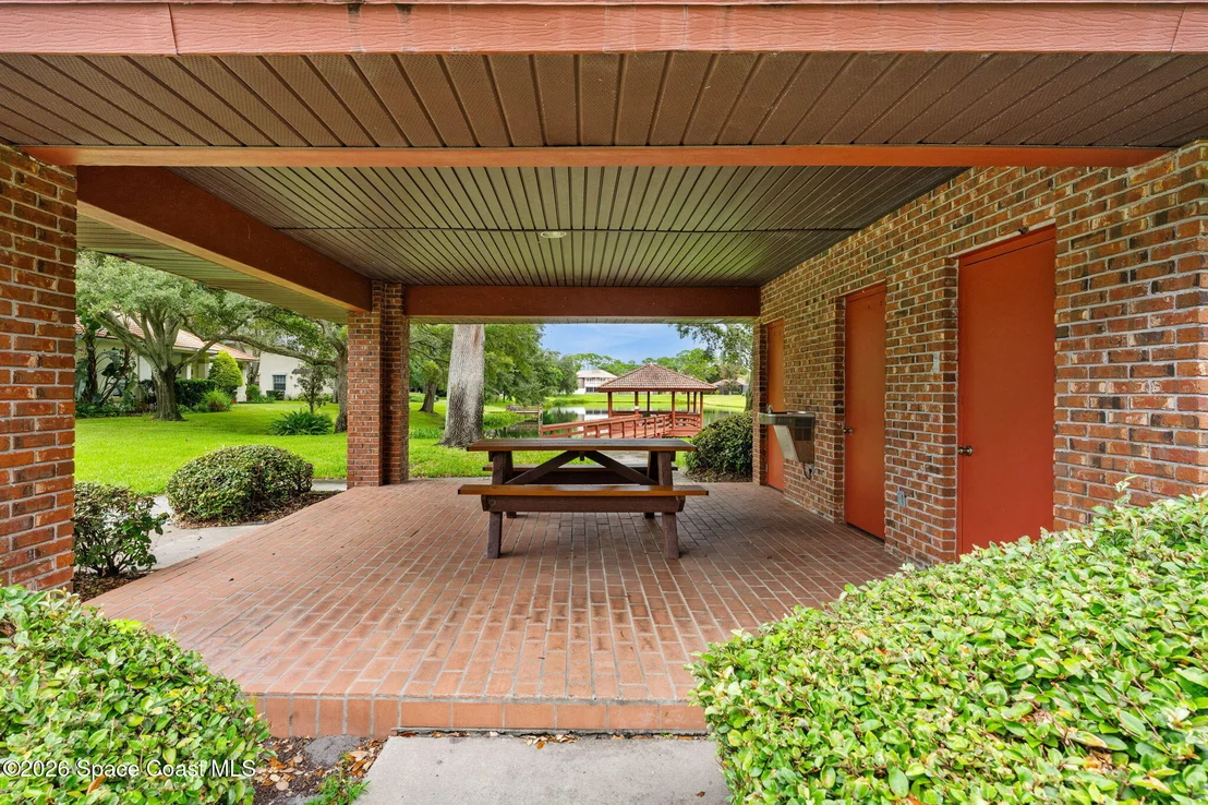 Photo of 578 Lake Ashley Circle