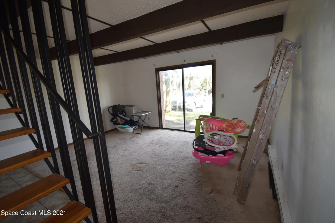 Photo of Unit 18 at 4414 Overlook Drive