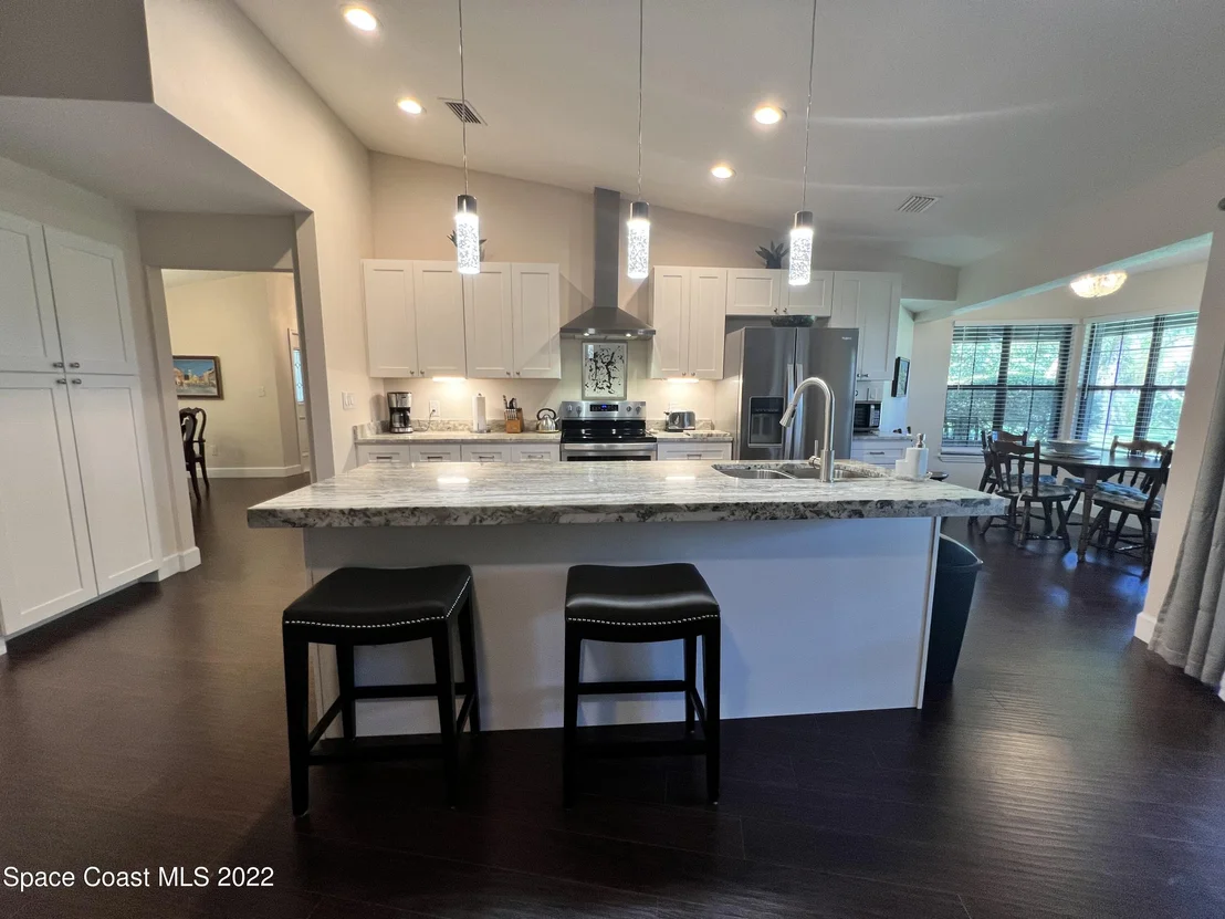 Photo of 2280 Hamlet Drive