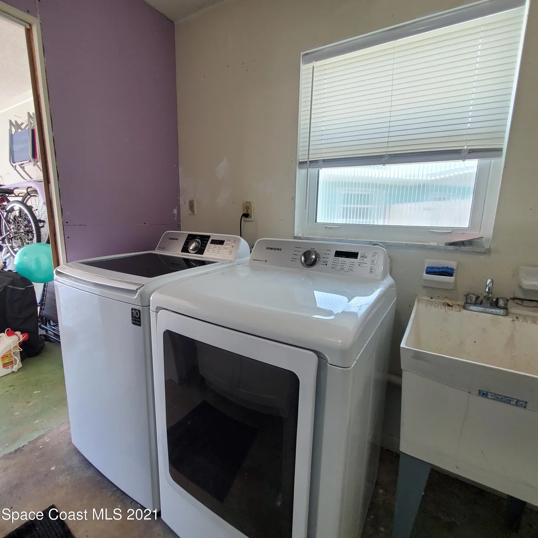 Photo of 954 Brett Circle