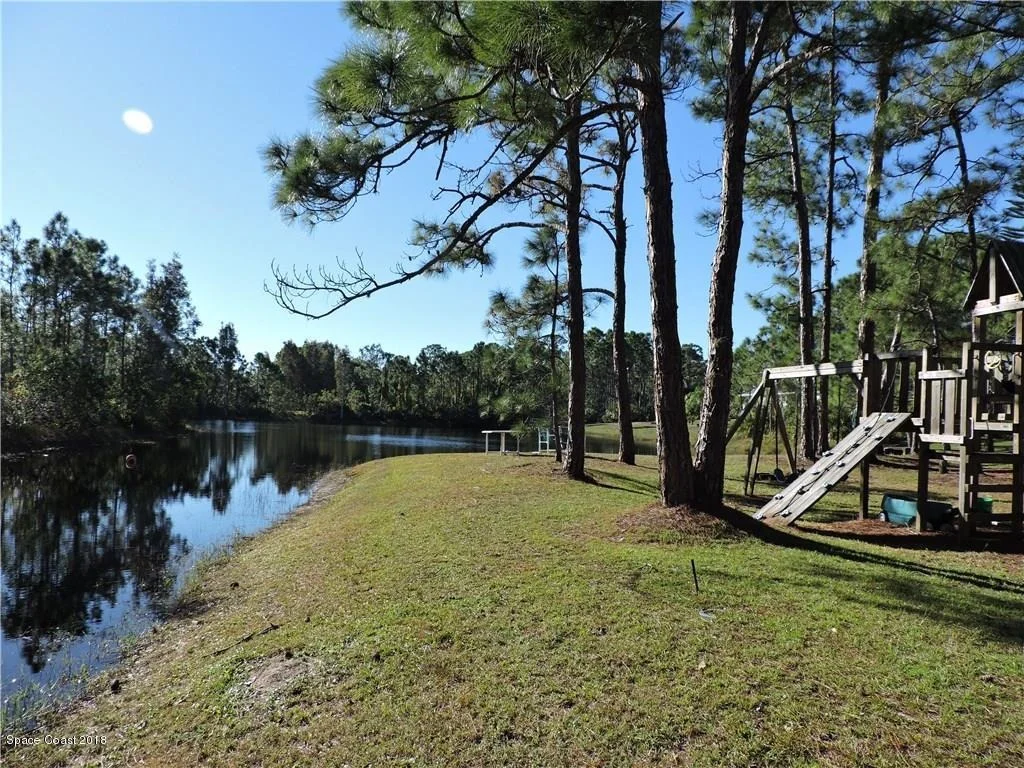 Photo of 6595 Indian River Boulevard