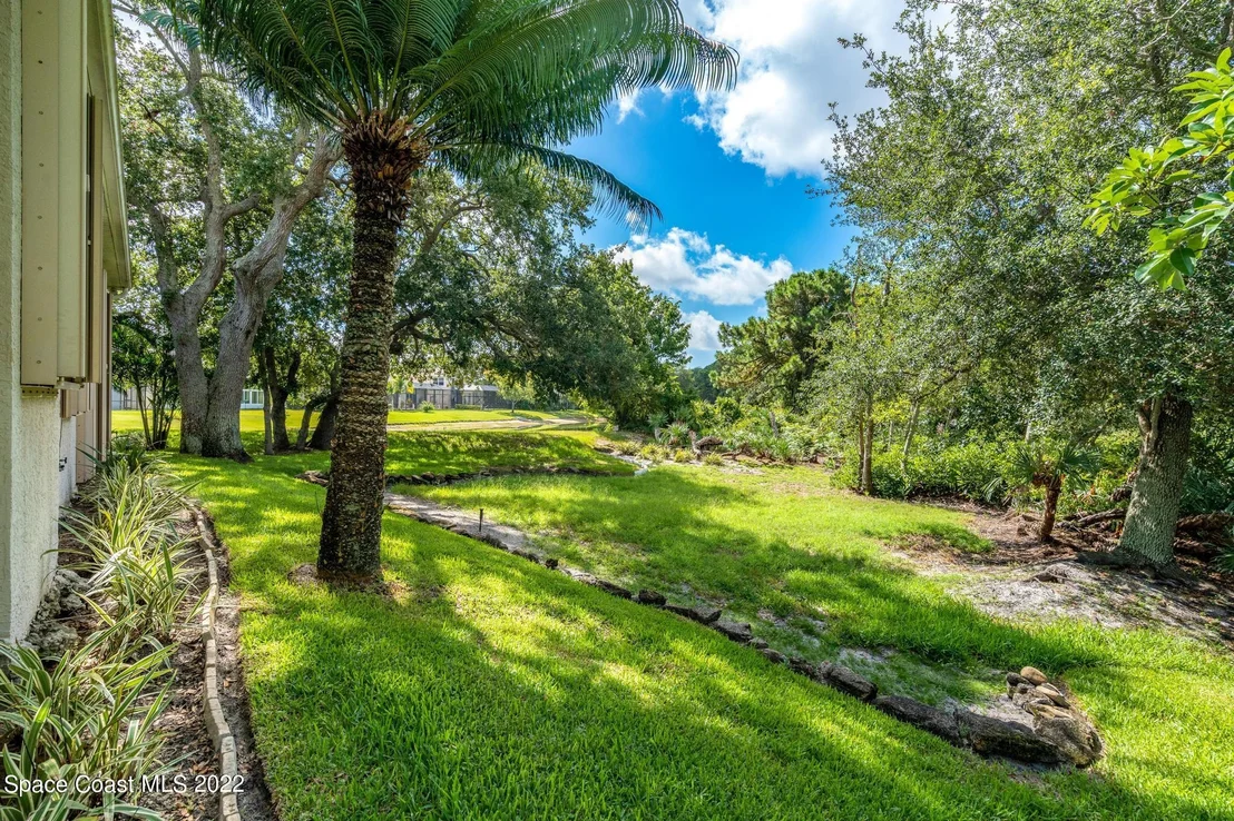 Photo of 901 Suntree Woods Drive