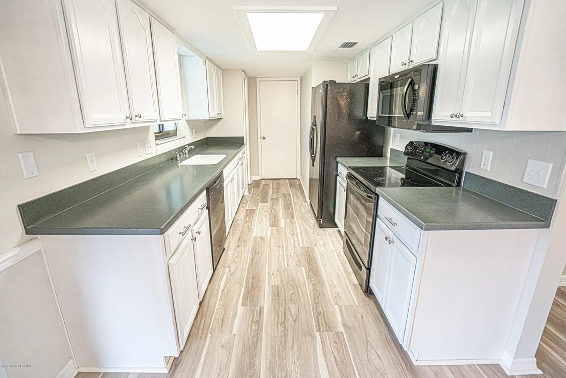 Photo of 2520 Umbrella Tree Drive