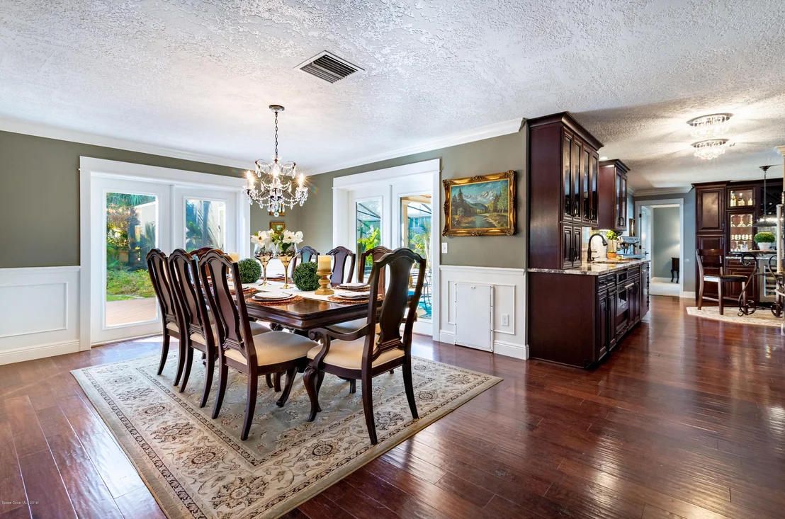 Photo of 413 Riverview Lane