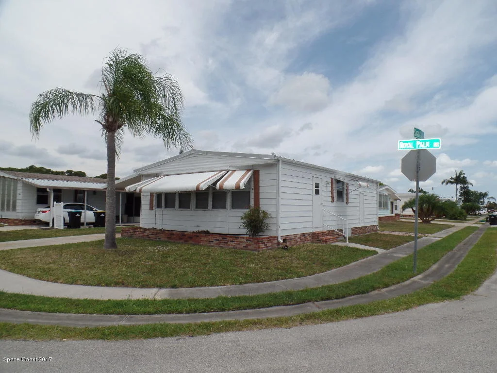Photo of 2313 Royal Palm Dr. Ne