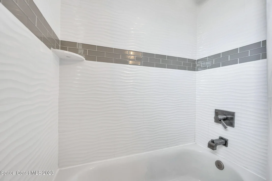 Photo of 380 Bahama Drive