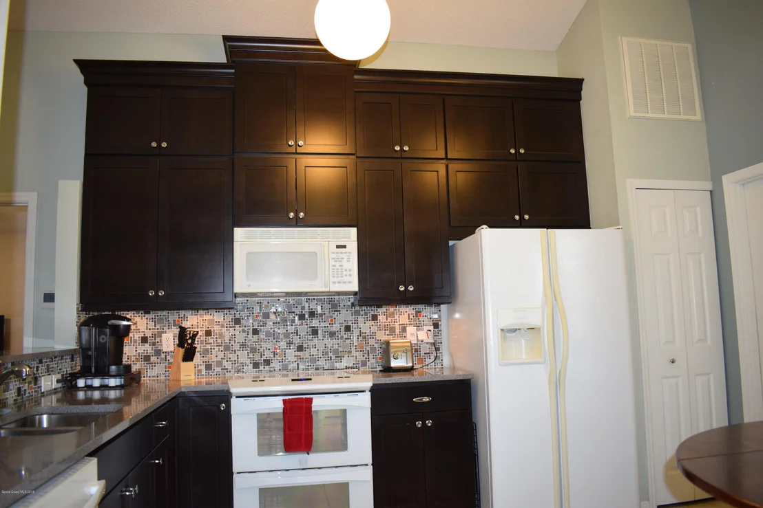 Photo of 8512 Ivanhoe Drive