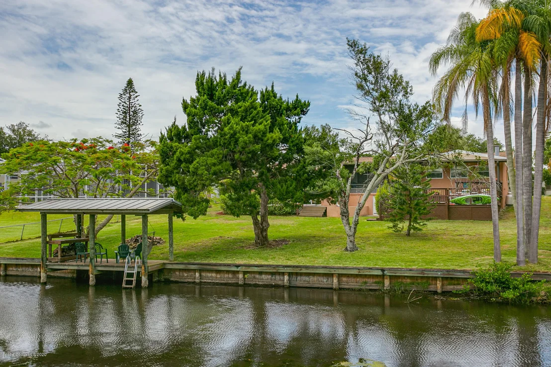 Photo of 1221 Rivermont Drive