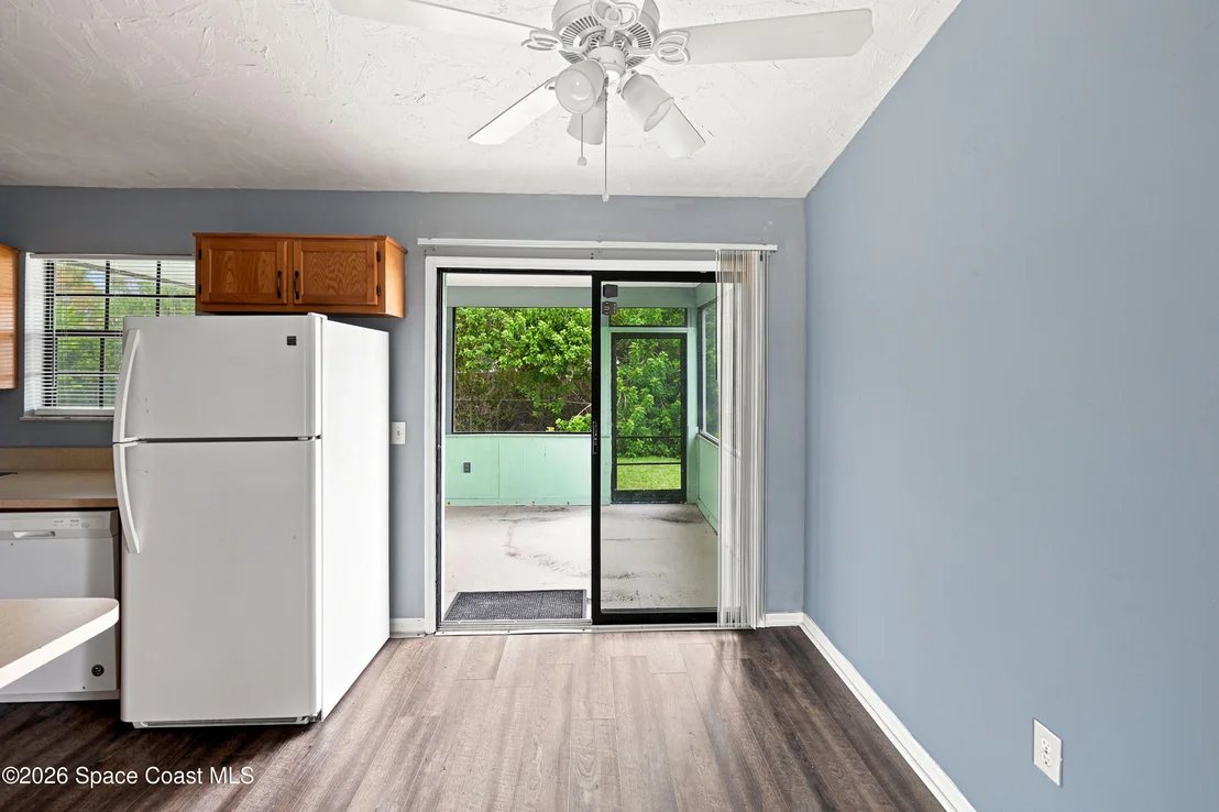 Photo of 2425 Cogan Drive SE