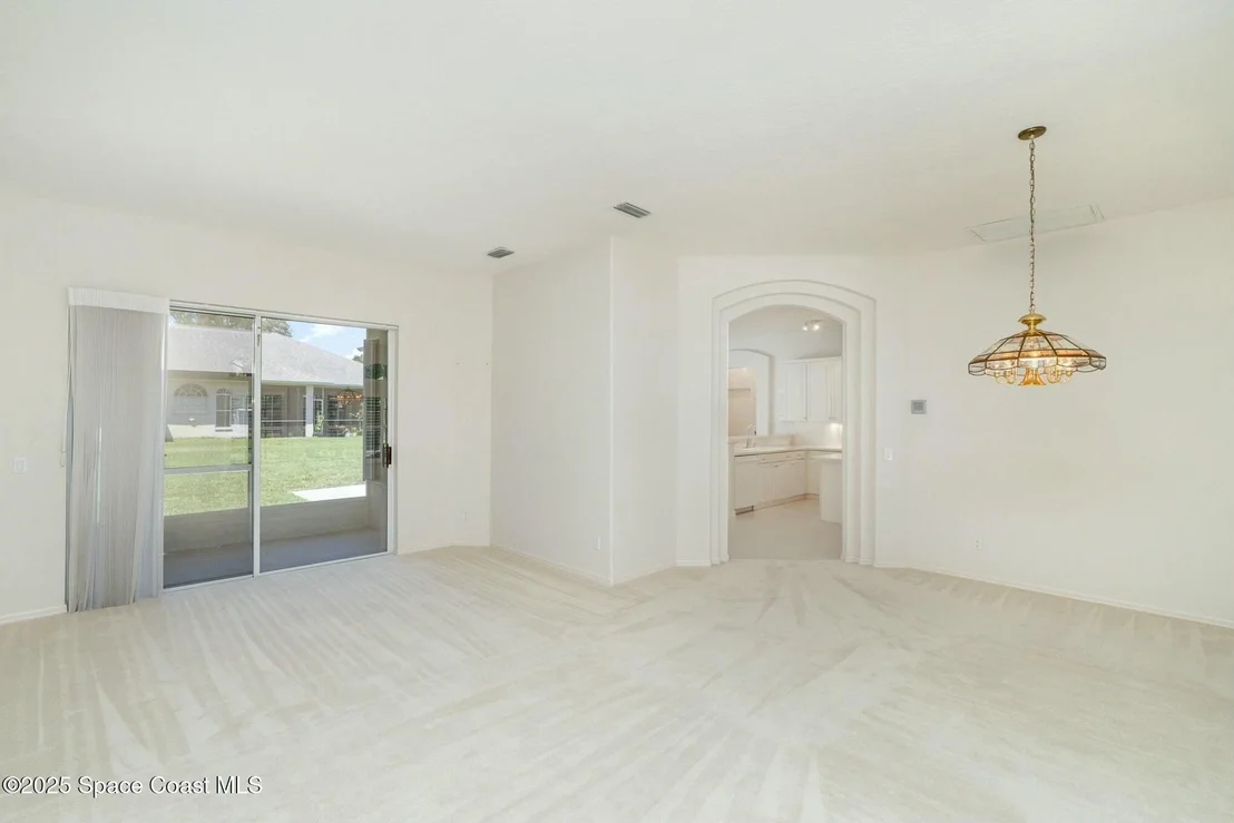 Photo of 6024 Newbury Circle