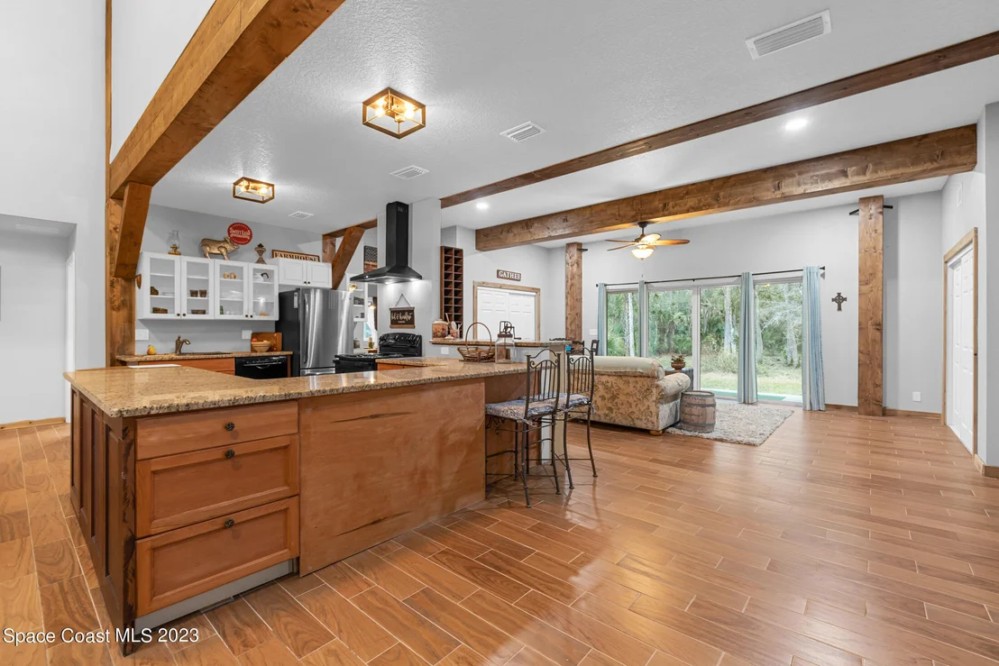 Photo of 1370 Gopher Slough Road