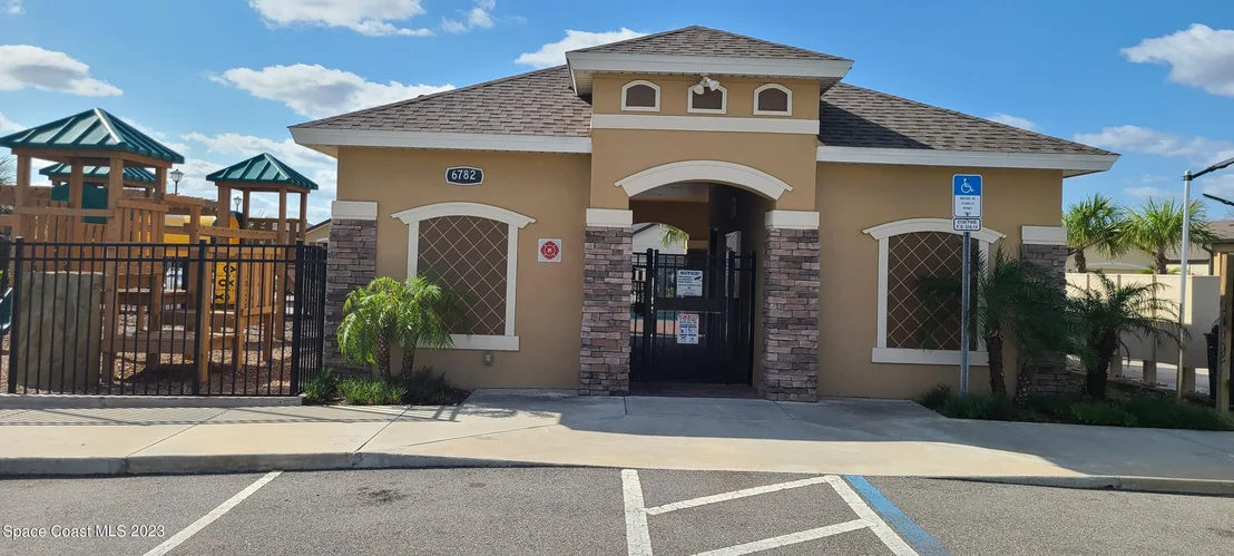 Photo of 548 Coyote Drive