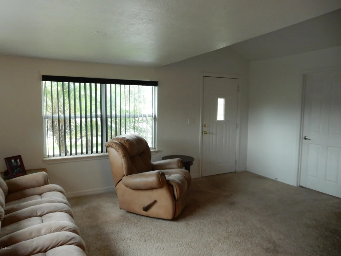 Photo of 2310 Seminole Boulevard