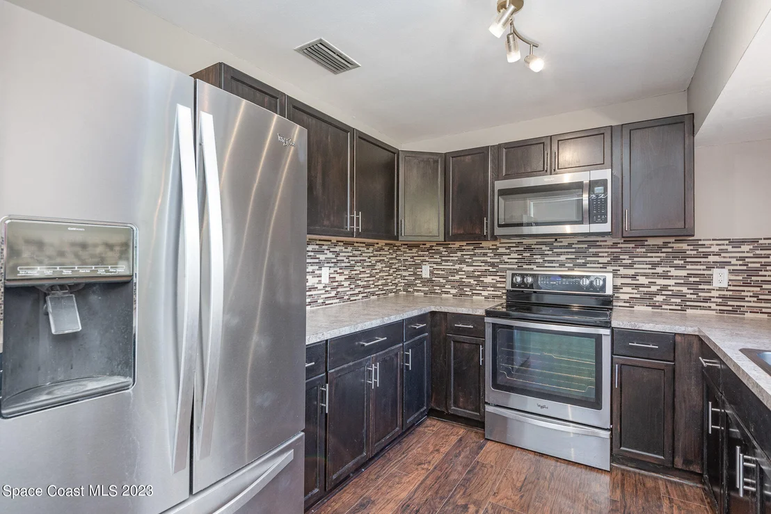 Photo of 3884 Sterling Street