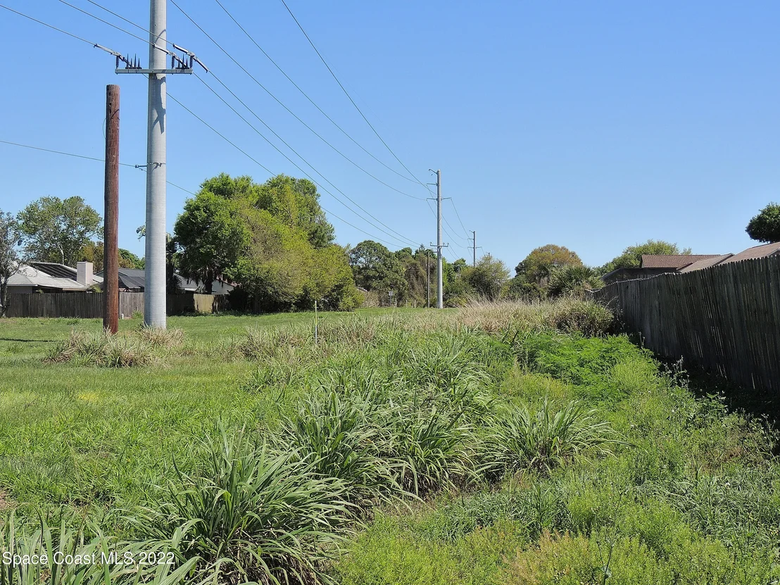 Photo of 900 Jamestown Drive