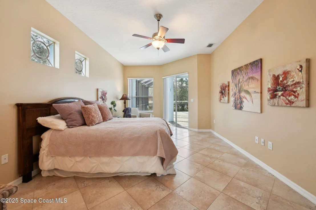 Photo of 115 Ridgemont Circle SE