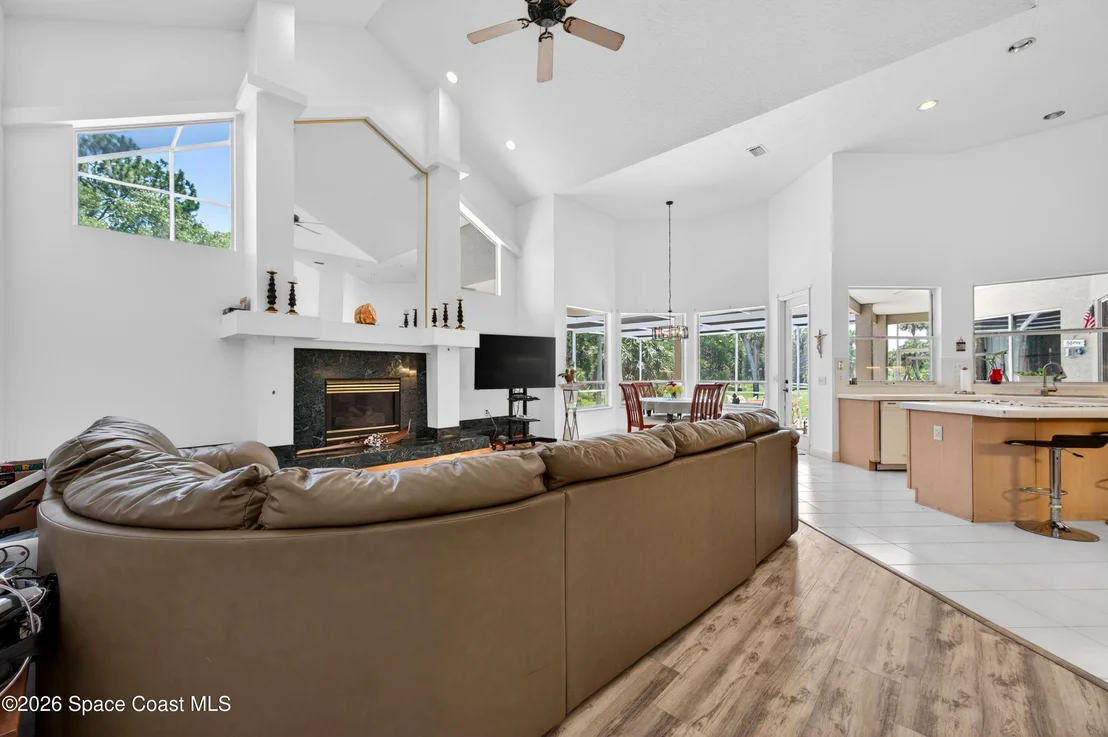 Photo of 900 Bluegrass Lane