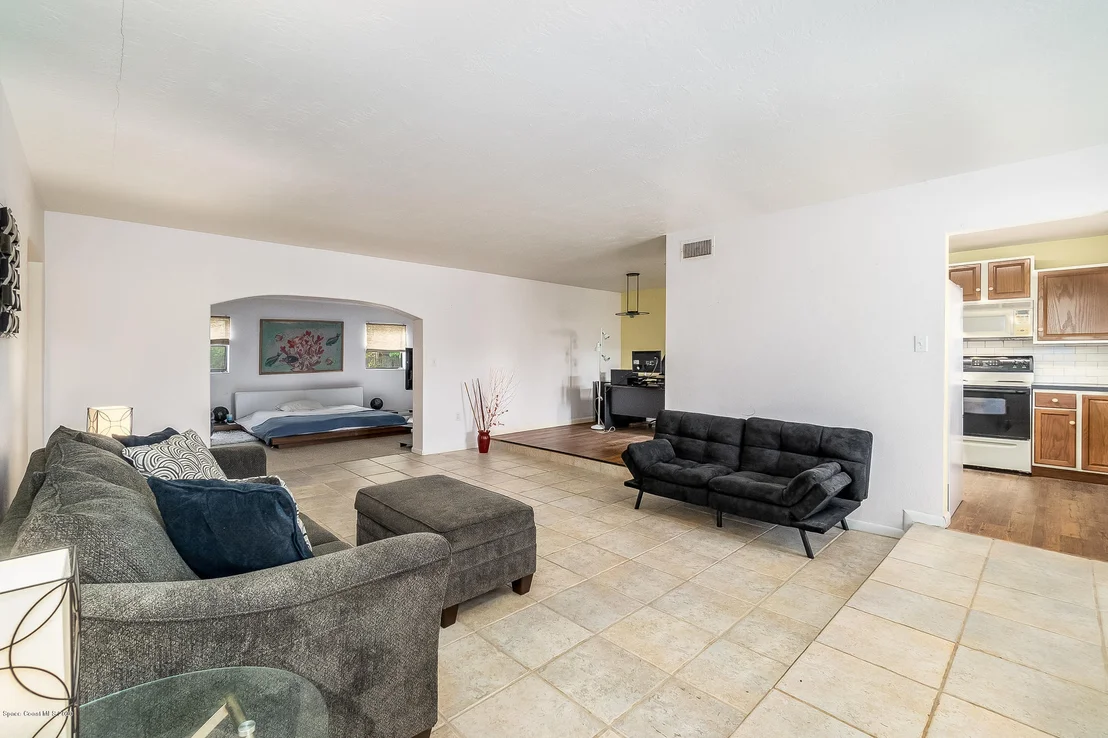 Photo of 110 Surry Lane