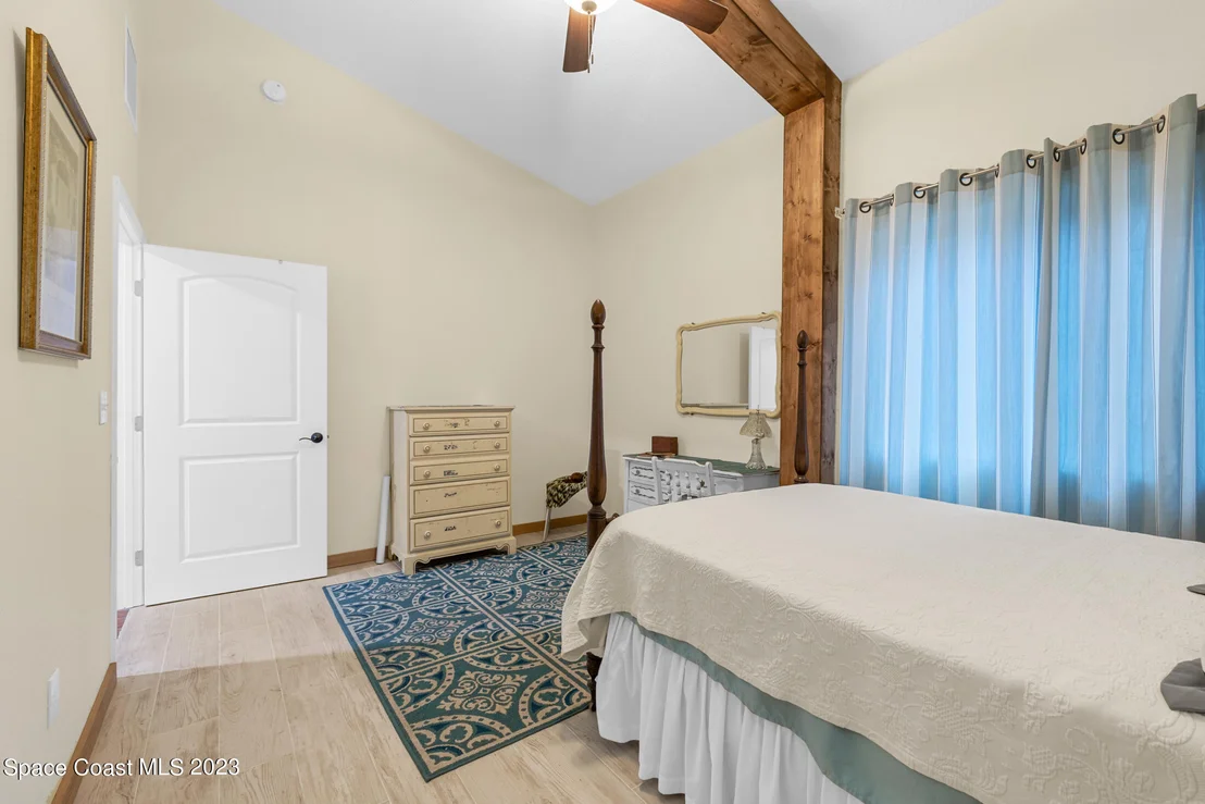 Photo of 1370 Gopher Slough Road