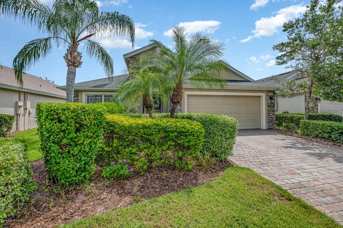 Photo of 7237 Broderick Drive