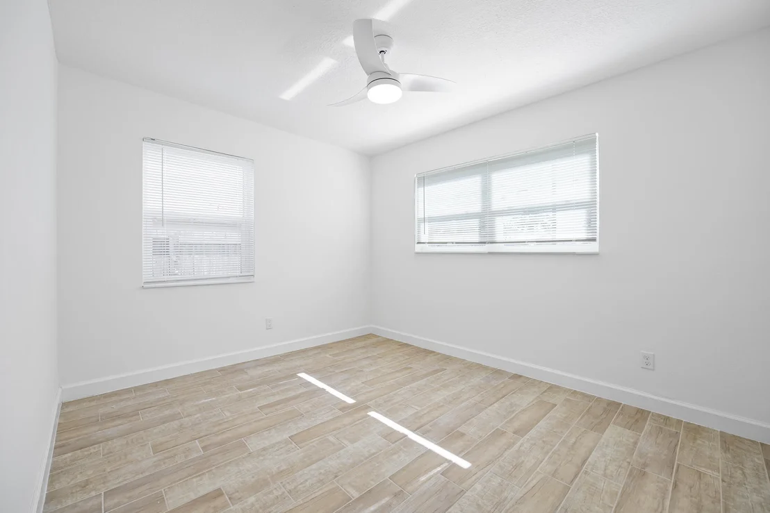 Photo of 132 SE 3rd Street