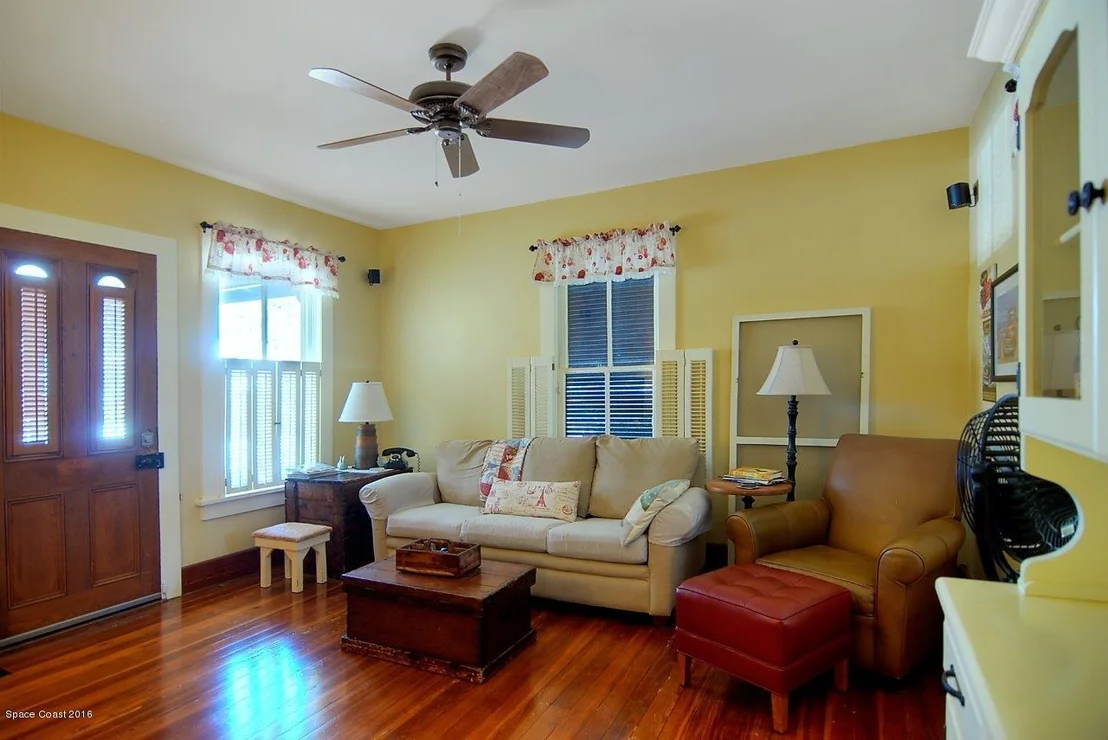 Photo of 27 Barton Avenue