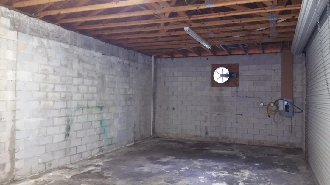 Photo of 3350 Milwaukee Avenue