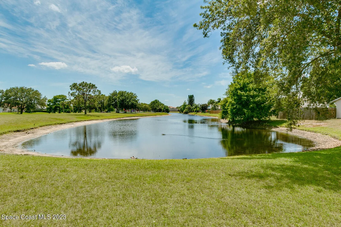 Photo of 1945 Crane Creek Boulevard
