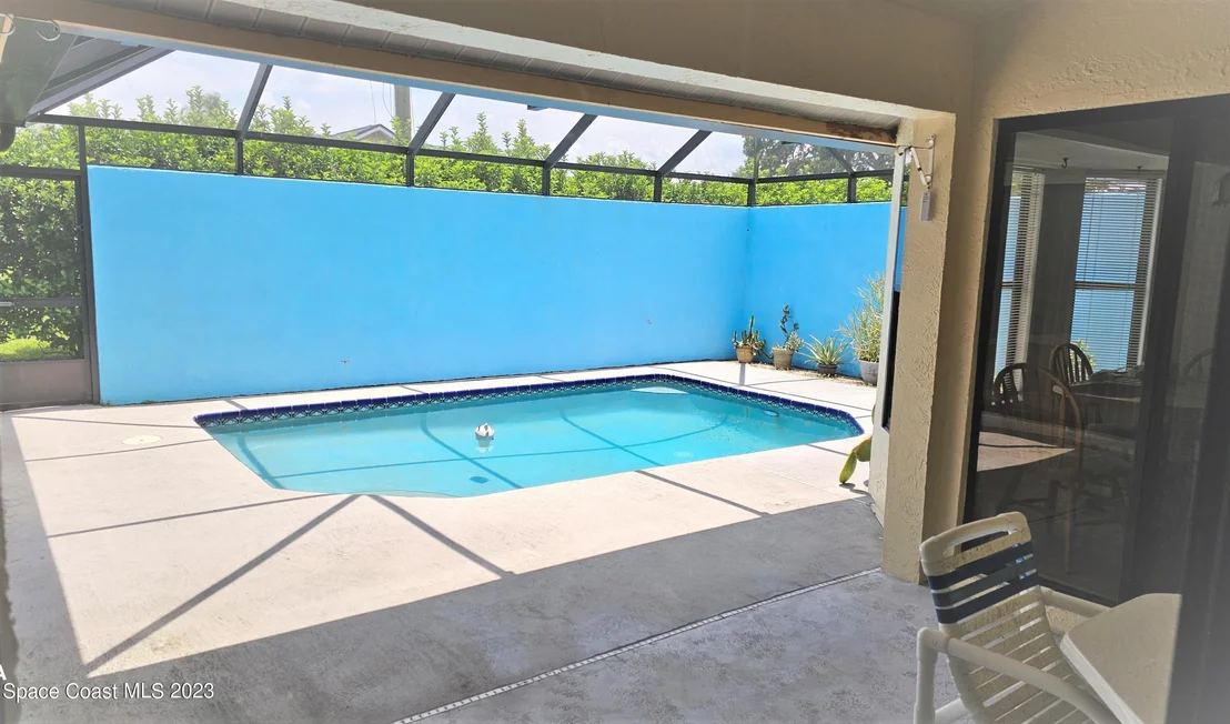 Photo of 329 Pine Ridge Lane