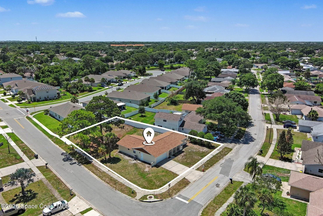 Photo of 952 Bayberry Lane
