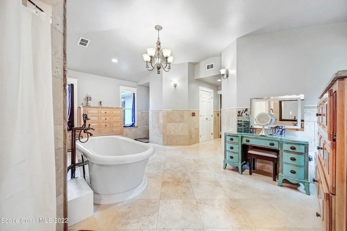 Photo of 3225 Fairview Drive