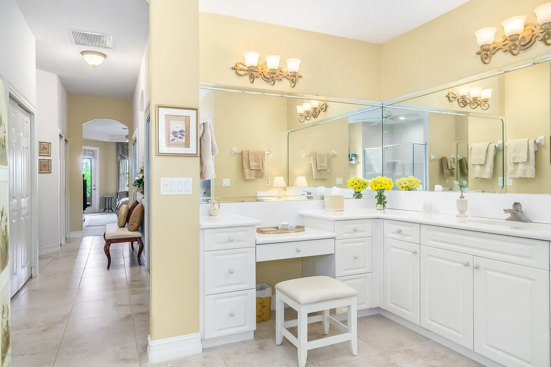 Photo of 4135 Hammock Road