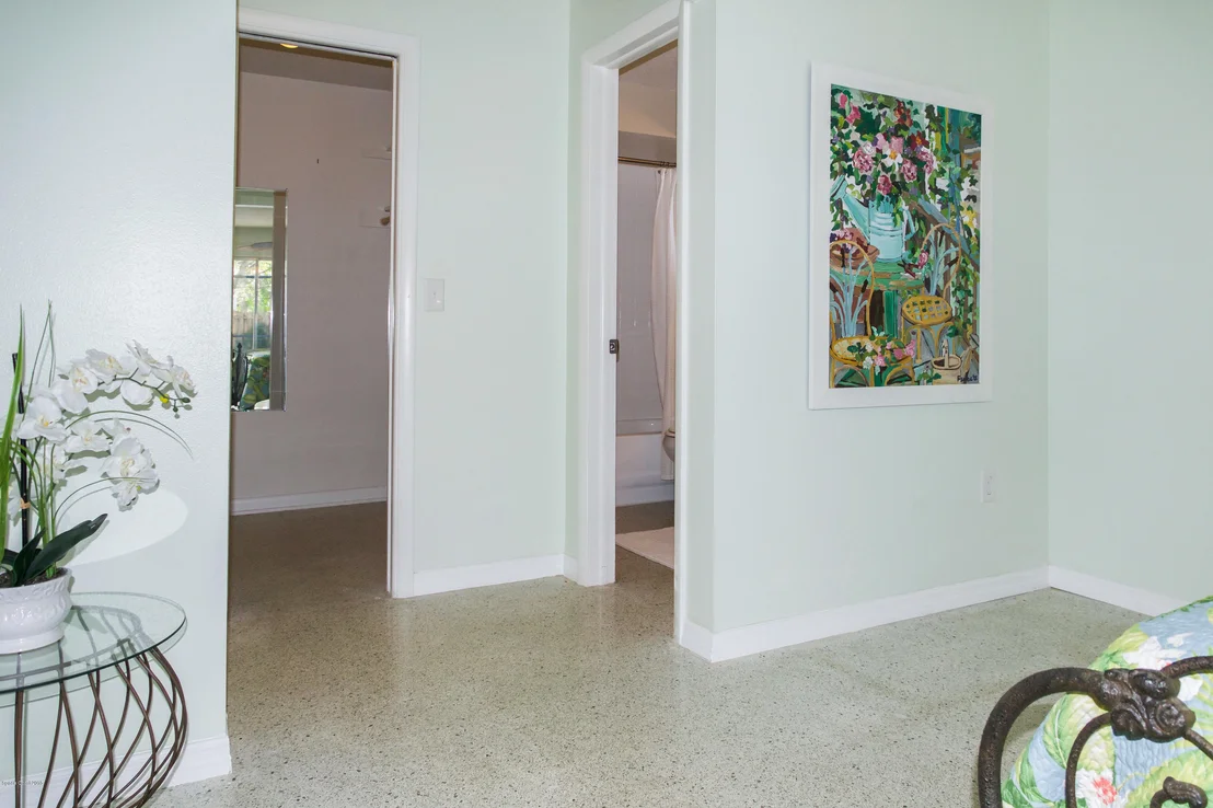 Photo of 607 Hibiscus