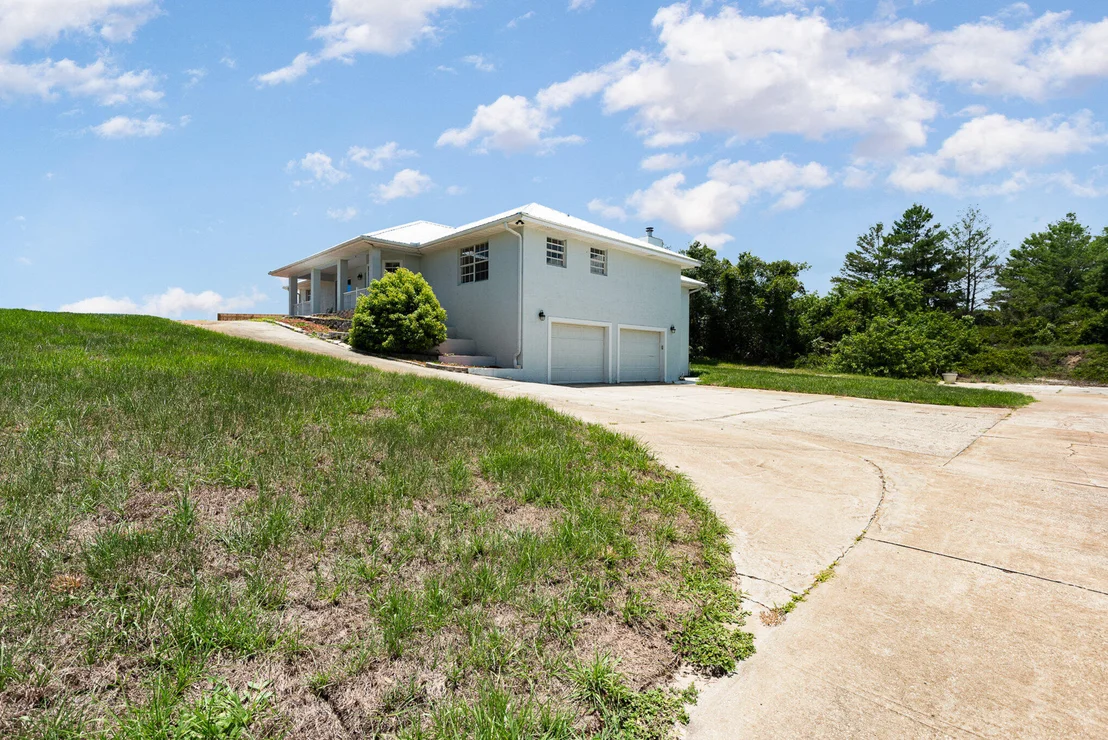 Photo of 2334 Holder Road
