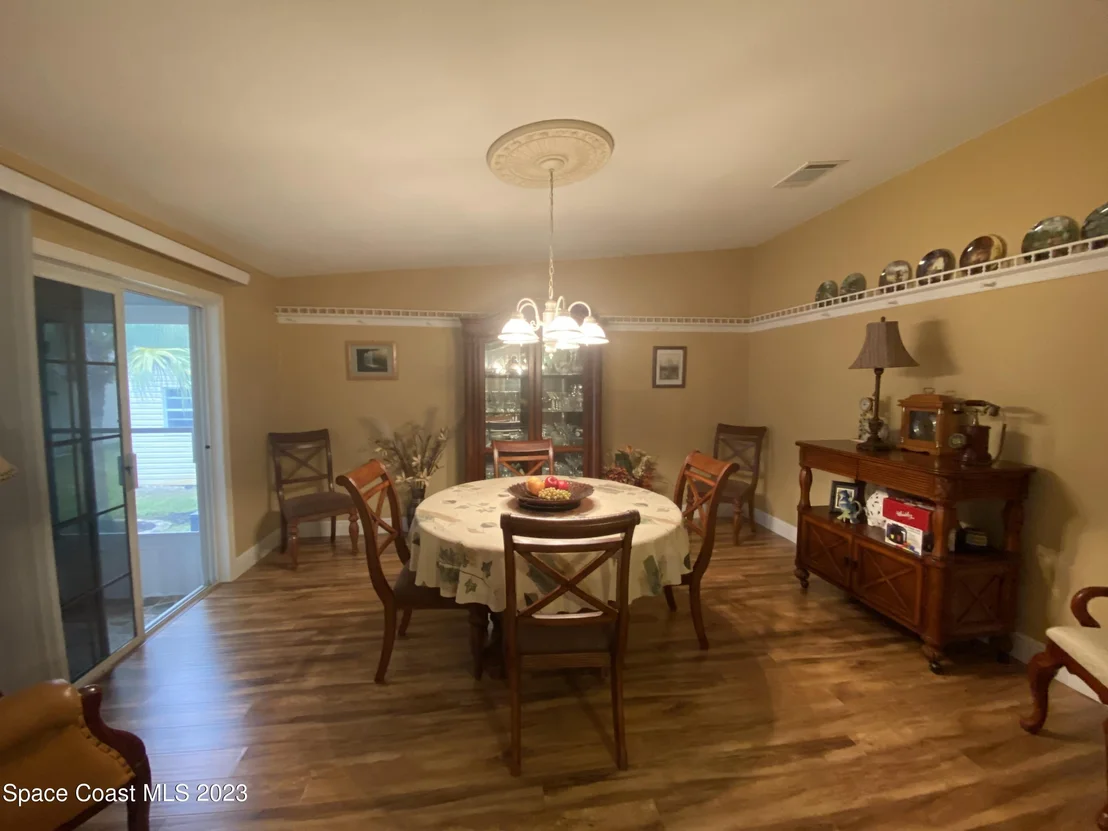 Photo of 102 Scenic Drive
