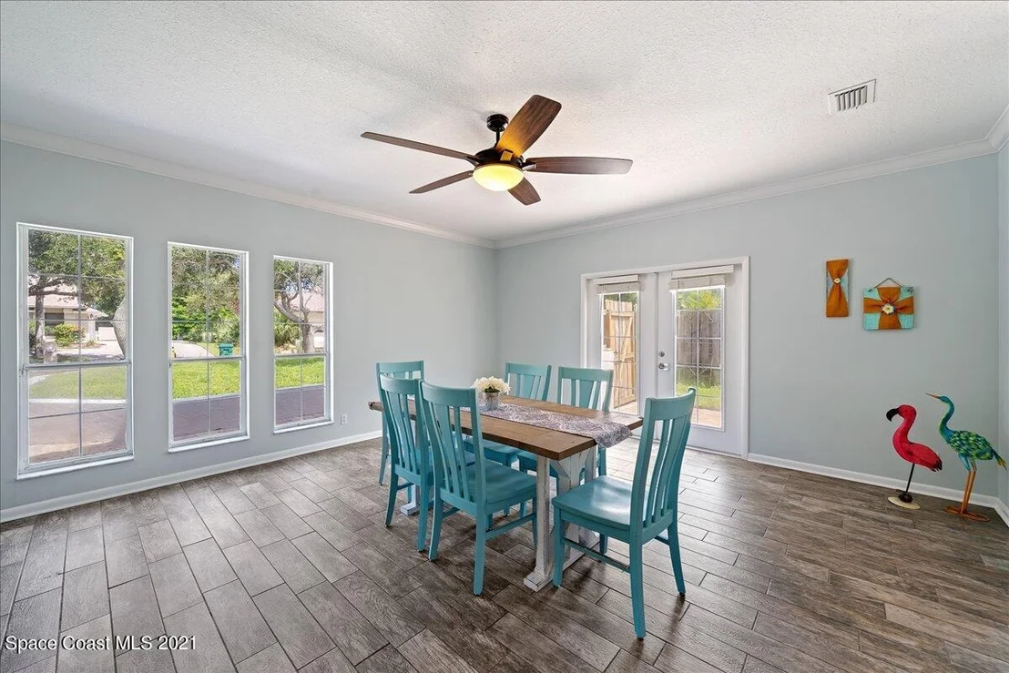 Photo of 505 Sanderling Drive