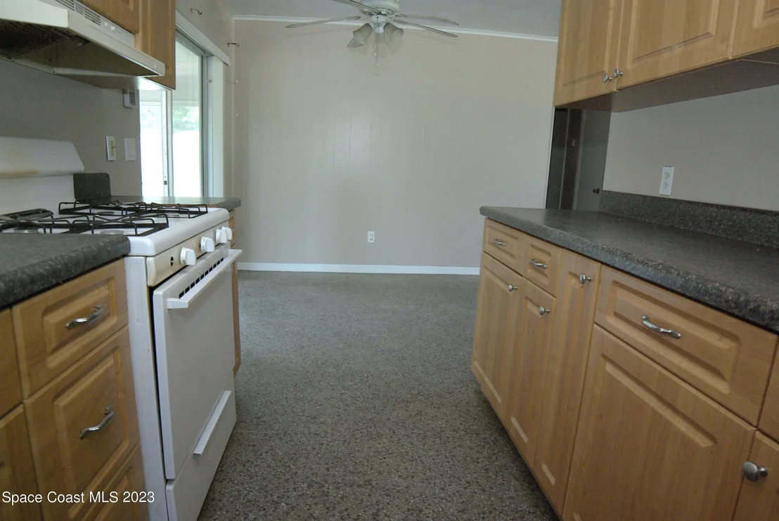 Photo of 4965 Cocoanut Drive