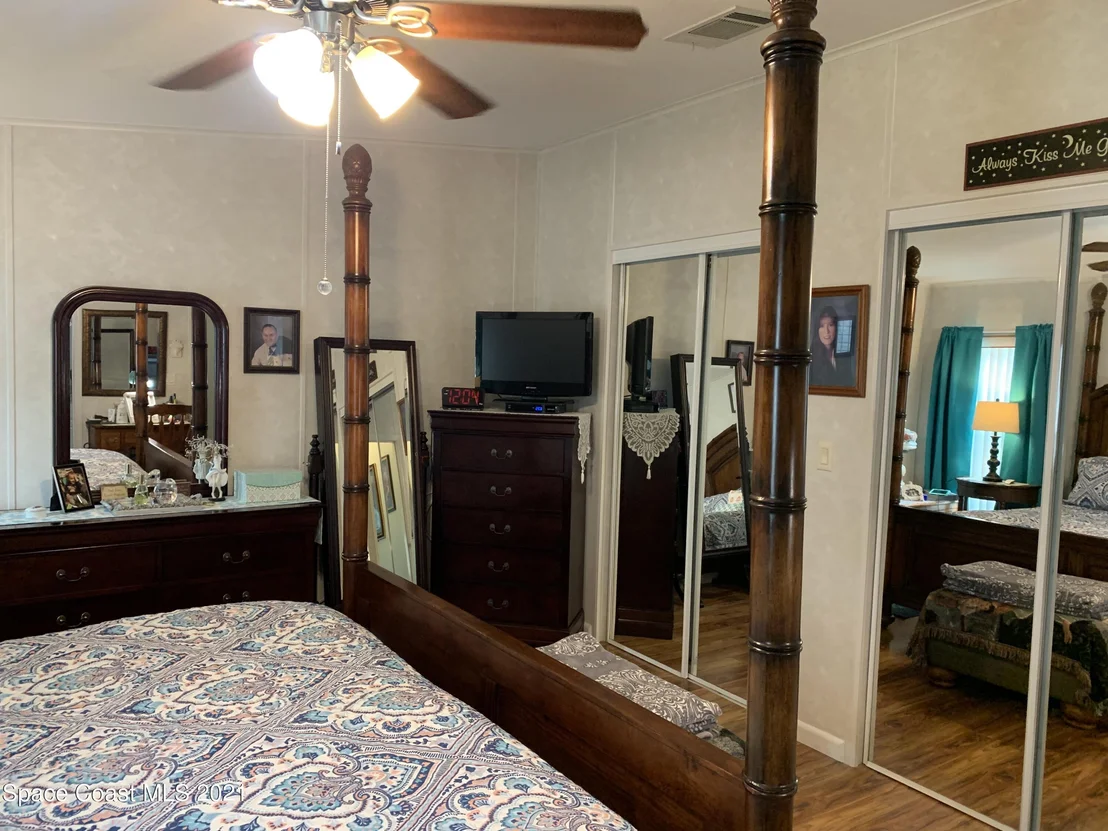 Photo of 372 Scenic Drive