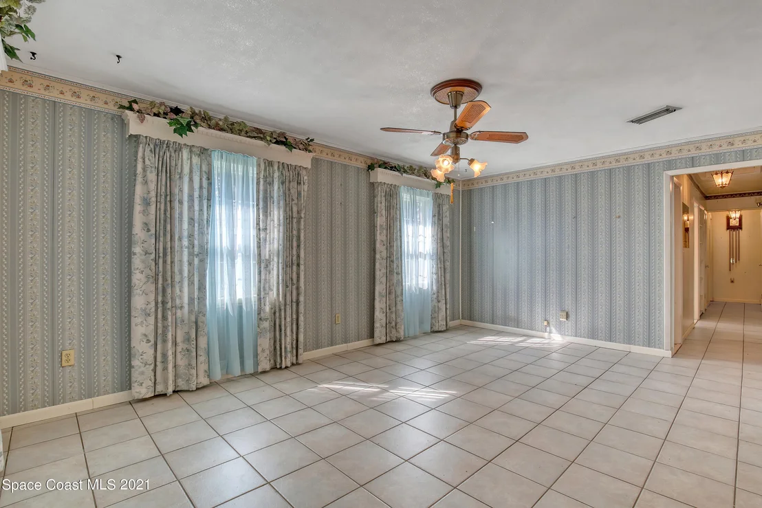 Photo of 620 Wisteria Drive