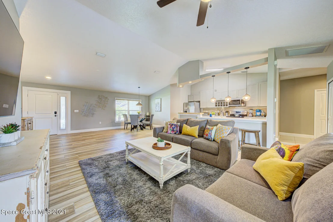 Photo of 925 Yorktowne Drive