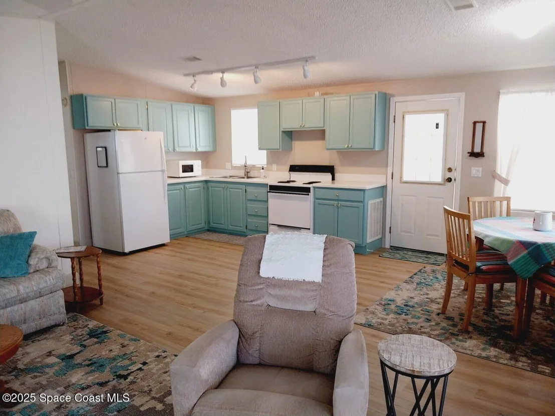 Photo of 5443 Bannock Street