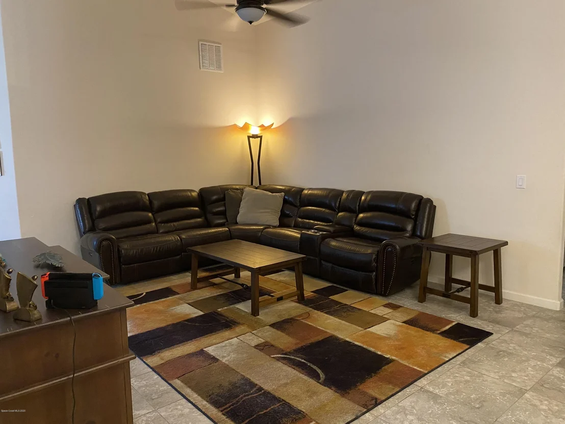 Photo of 2485 Falcon Lane