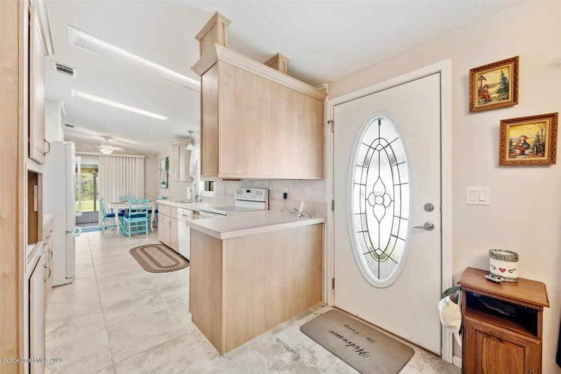 Photo of 345 Outer Drive