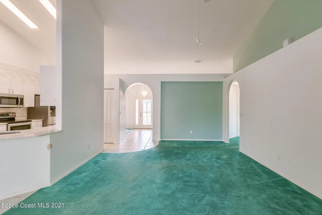 Photo of 842 Potomac Drive