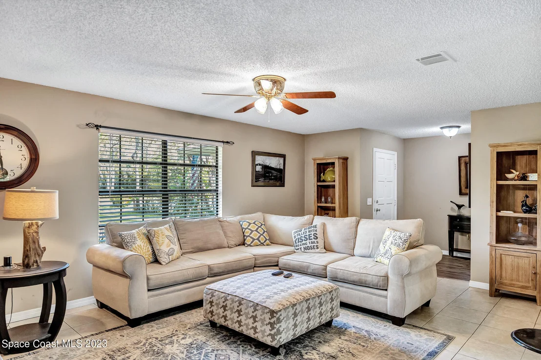 Photo of 2365 Homestead Lane