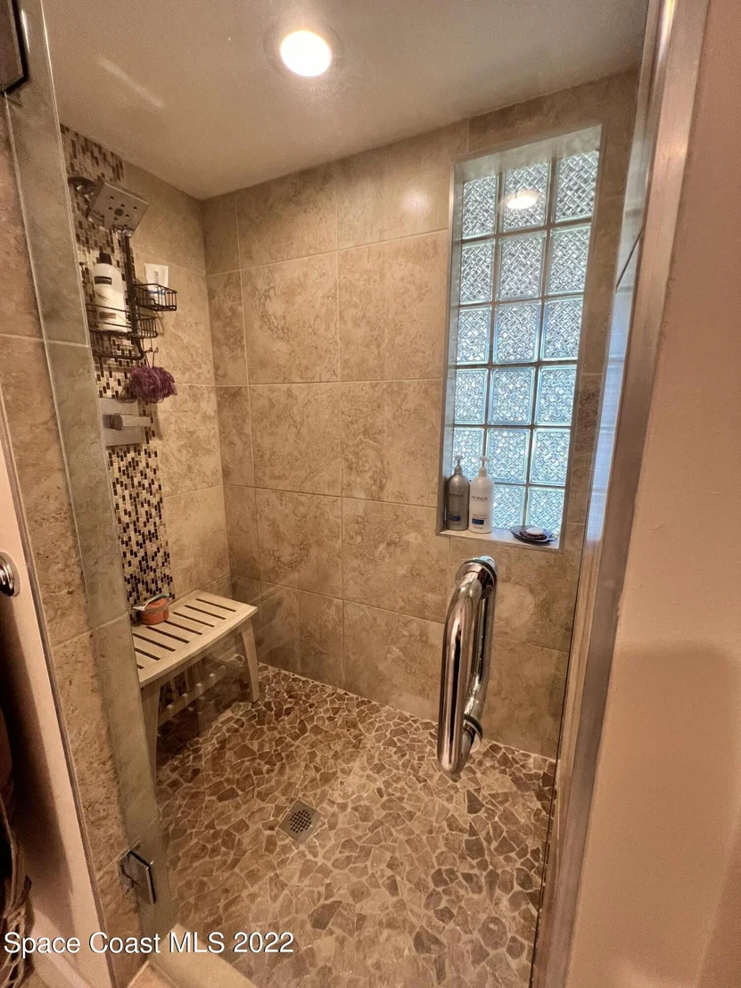 Photo of 2280 Hamlet Drive