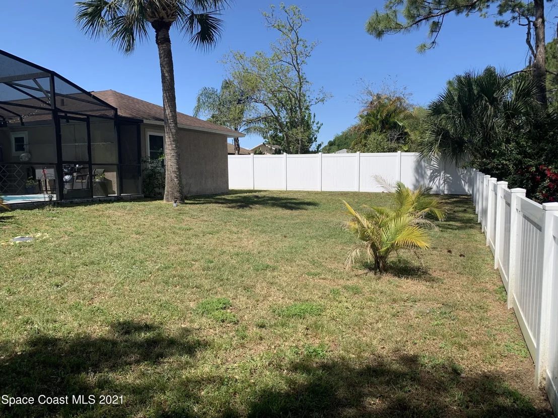 Photo of 6565 Dock Avenue