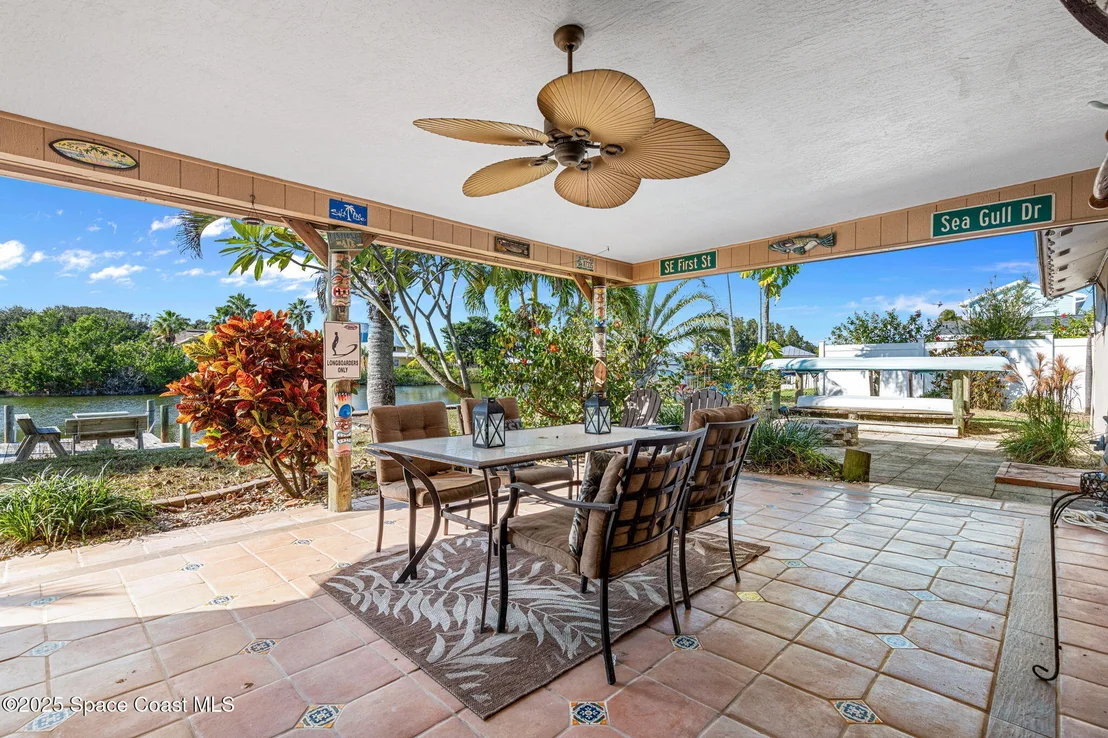 Photo of 406 Thrush Drive