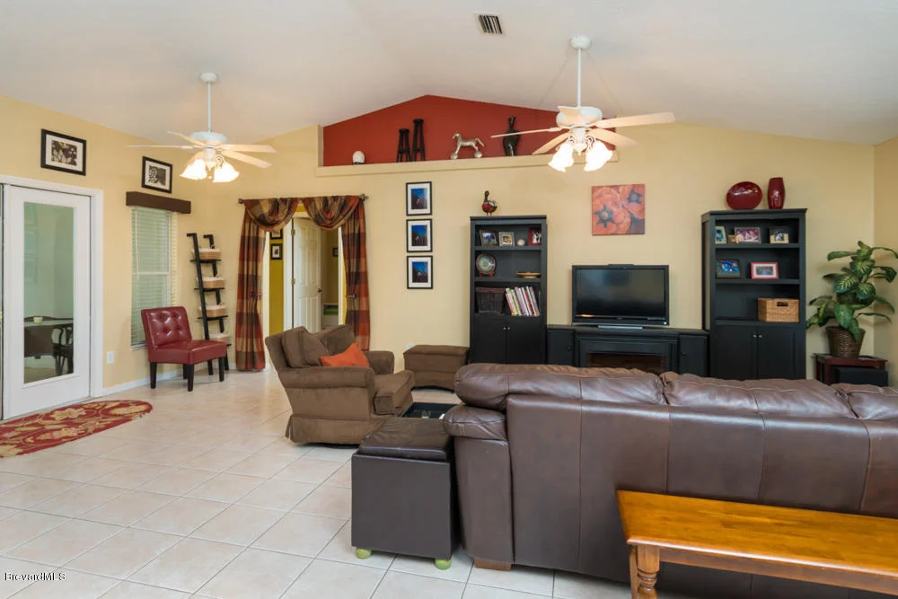Photo of 1180 Spring Oak Drive