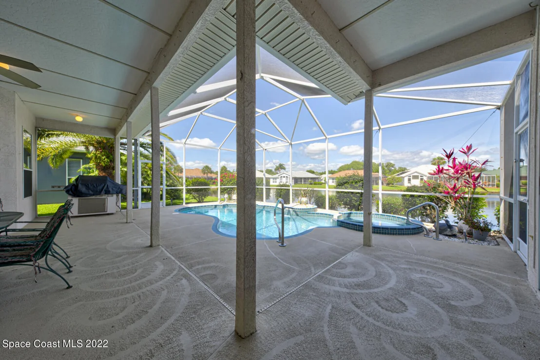 Photo of 1004 Fieldstone Drive